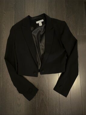 H&M Black Cropped Blazer Jacket